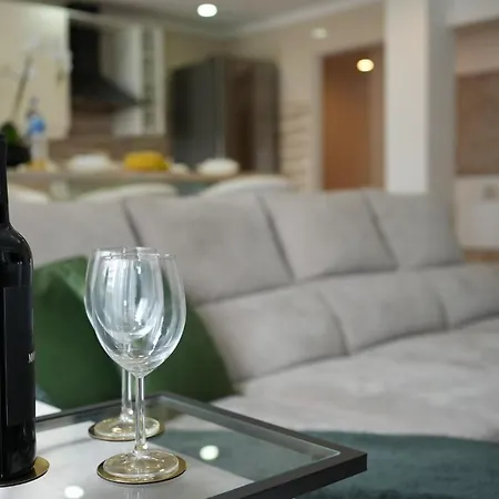 Glam 3 Bedroom Apartmán Amadora